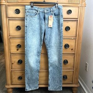 NWT Men’s Authentic Levi’s 511 Slim Fit  32X30
